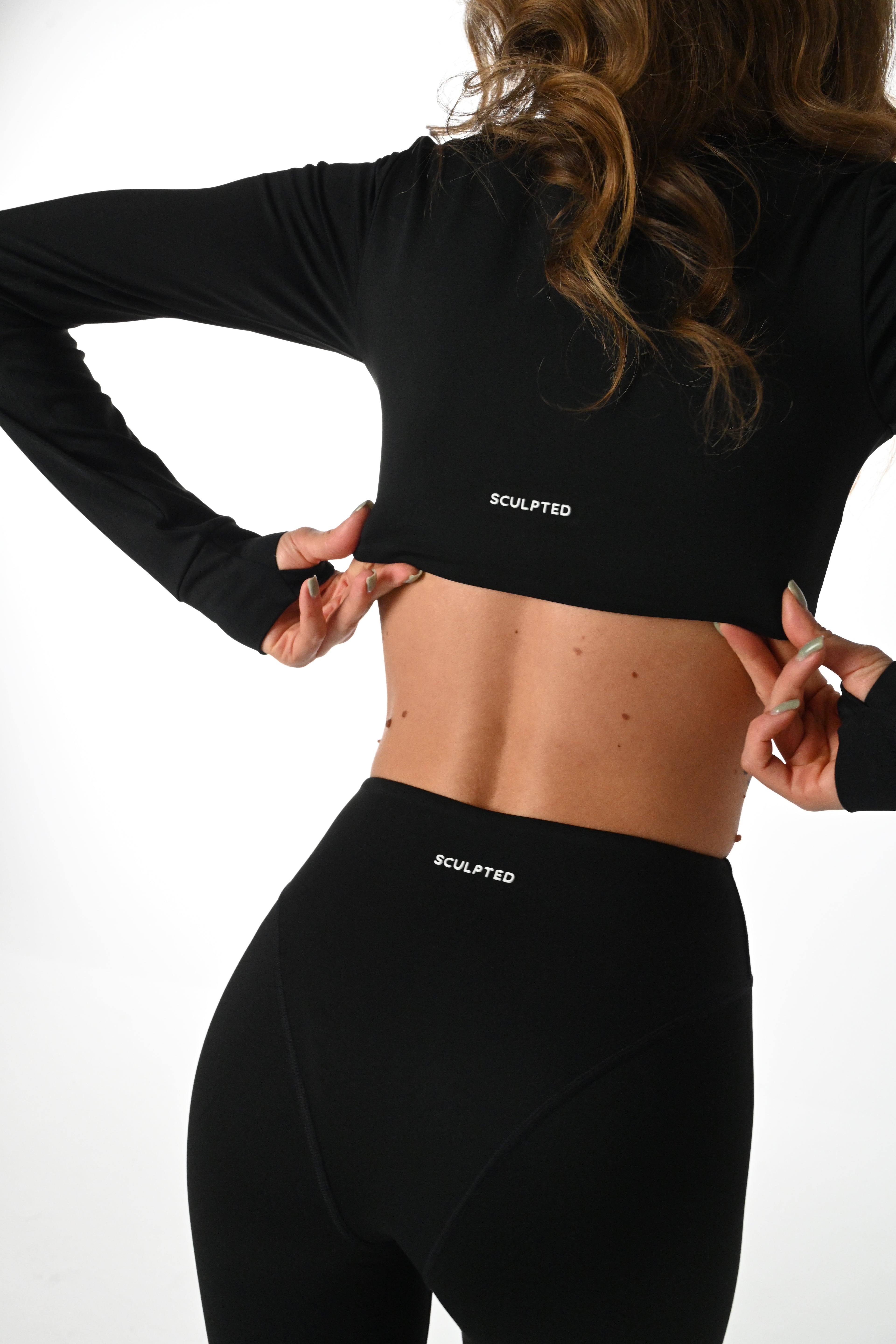 Sculpted Long Sleeve Bra in Black